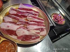 -釜山火炉·海鲜烤肉(紫藤路店)