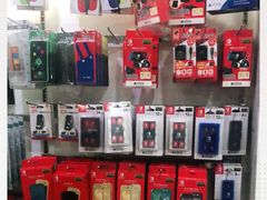 -上海南东电玩(上海置地广场周大福店)