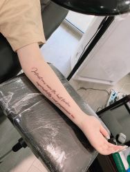 -龙之吻专业刺青·手工耳洞·纹身去色