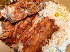 -犟骨头排骨饭•大骨面(弘阳广场店)