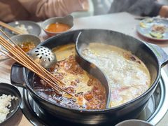 -钢管厂五区小郡肝串串香火锅(梅川路店)
