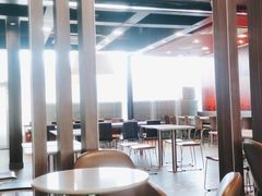 大堂-麦当劳(深圳北站高铁店)