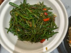 -小菜园新徽菜(宜兴八佰伴店)