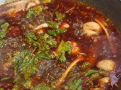 -蜀滋香鲜鱼美蛙火锅(339店)