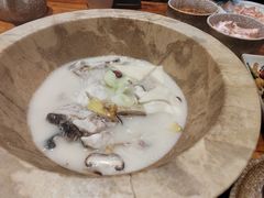 -滇香肴·云南菜蒸汽石锅鱼(云南北路店)