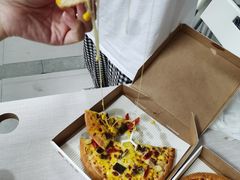 -必胜客(龙吴宅急送店)