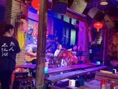 -江湖酒吧(老外滩店)