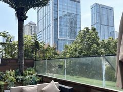 -朵兰达V酒店(成都春熙路太古里国金中心店)