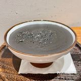 正儿八经现磨芝麻糊🥣快带你的笨蛋闺蜜来