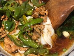 辣椒炒猪肉米粉-三两粉(深圳龙华上塘店)