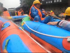 -藏龙百瀑漂流