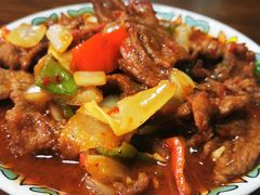-歹歹的加个面过油肉拌面
