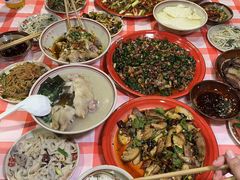 -老方桌烂蹄花川菜馆(九龙坡店)
