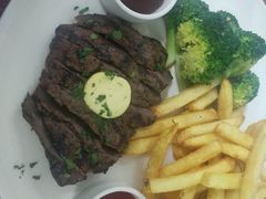 -WOLFGANG PUCK KITCHEN & BAR(迪士尼小镇店)