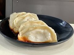 -黄阿姨锅贴大王(万航渡路店)