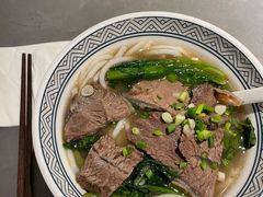 -粉吖吖·邵阳米粉(体育西路店)