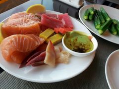 -荣誉国际酒店-云顶旋转餐厅