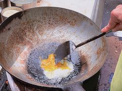 番茄鸡蛋炒面-老婆婆炒饭(小白楼1902欧式风情街店)