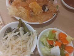 -闫家驴肉老店(华电一校店)