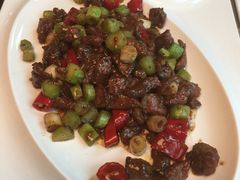 葱爆雪花牛仔粒-春申里餐厅(银泰in99店)