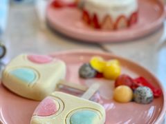 -水桶王国主题餐厅·聚会·生日派对·亲子活动·家庭套餐(亚龙湾希尔顿店)