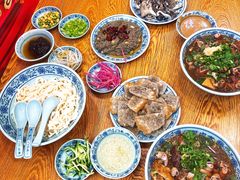 卤煮火烧-门框胡同百年卤煮(新街口店)