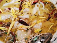 -渔语鱼酸菜鱼新川菜(来福士店)