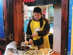 -玛马艾脆皮水磨年糕(湖北路87-89小区店)