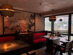 -铭牛烧肉·和牛海鲜自助(高新月牙湖店)