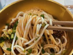 -姚知味鲜肉椒香饼(大十字店)