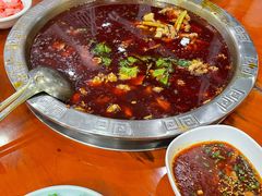 -刘胖娃鱼庄·特色肥肠鱼(杨家坪店)
