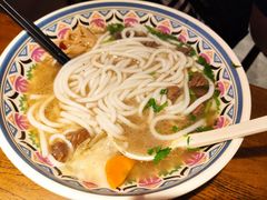 招牌红煨牛腩粉-鑫花溪牛肉米粉(文星广场店)