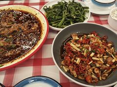 -洪霞餐馆·川菜·鲜货现炒(两江春城店)