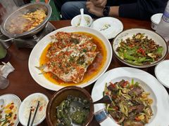 -湖南人家湘菜馆(镇江路店)