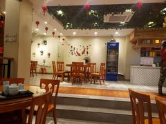 -丹江口渔村·湘味厨房(桃园店)