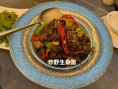 -蔼若春.传承三十年云南菜(金碧公园店)