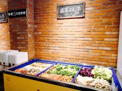 自助取餐区-老啪叽串炒饭(铁百店)