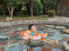 -金孔雀温泉旅游度假村