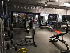 -格易美游泳馆健身房(新昆仑店)