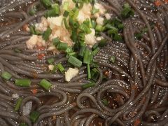 -帅巴人舅母子腊蹄民俗村