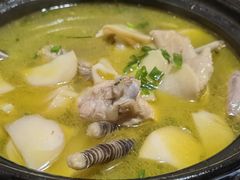 干蒸老母鸡-呼吸森林·生态农庄农家乐私房菜