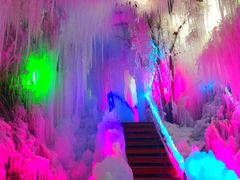 -大平台龙居瀑布旅游区