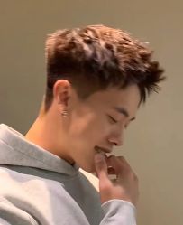 点击看大图 -尤司男士国潮理发馆