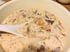 -喝丢一只鞋海鲜烧烤·海肠捞饭(东关街店)