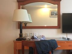 -上海南泉酒店(塘桥地铁站店)