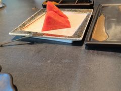 -铭牛烧肉·和牛海鲜自助(高新月牙湖店)