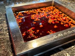 -二荆条·蜀鲜汇城市森林火锅