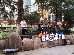 -八一好吃街·高品美食广场