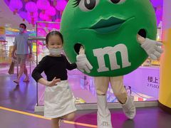 -m豆巧克力世界(上海世茂广场店)