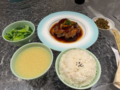 富贵吉祥肘-故宫冰窖餐厅